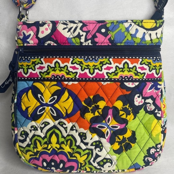 Vera Bradley Rio Crossbody Shoulder Bag Hobo Purse Floral Quilted Zipper Pouch - Picture 3 of 13